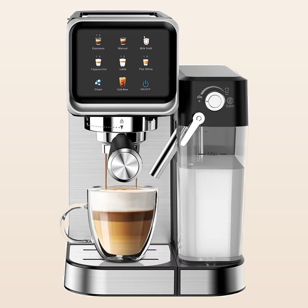 Macchina per espresso automatica 20 bar con lancia vapore — Lancia vapore e bricco del latte nella confezione